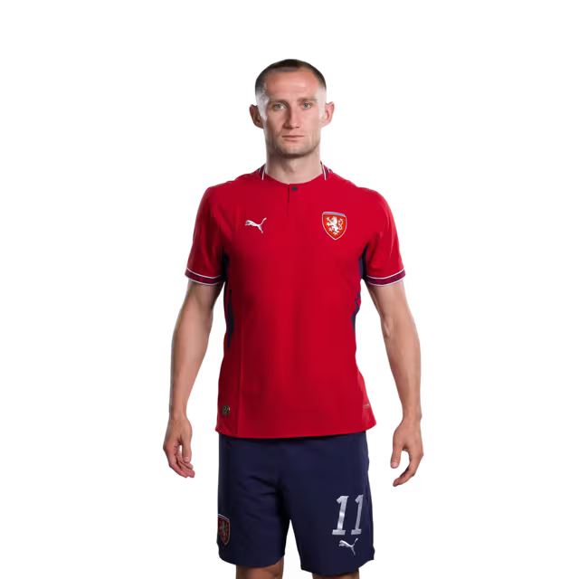 Dres české fotbalové reprezentace pro mistrovství světa 2026 (hráčská/zápasová verze) — Útočníci: č. 9 Adam HLOZEK, č. 10 Patrik Schick, č. 11 Jan KUCHTA
