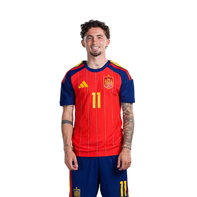 Camiseta de fútbol de España para el Mundial 2026 Versión jugador Versión partido - Delanteros Nº 7 Ferran Torres, Nº 10 Dani Olmo, Nº 11 Yeremy Pino