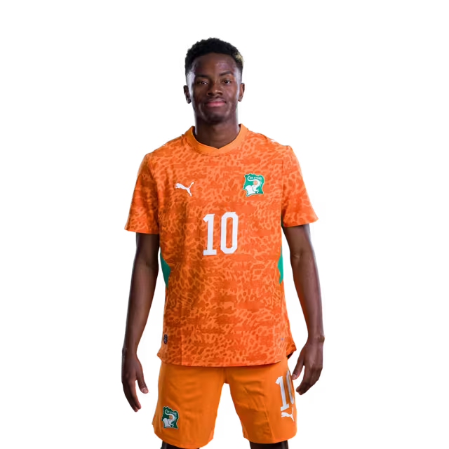 Maillot de l'équipe nationale de Côte d'Ivoire pour la Coupe du Monde 2026 (Version joueur/Version match) — Attaquants : n° 9 Ange-Yoan BONNY, n° 10 Simon ADINGRA, n° 11 Yan DIOMANDE