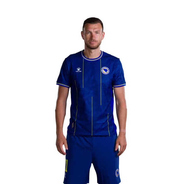 Bosna i Hercegovina 2026 World Cup Player Edition Match Dres - Napadači br. 9 Samed Baždar, br. 10 Ermedin Demirović, br. 11 Edin Džeko.