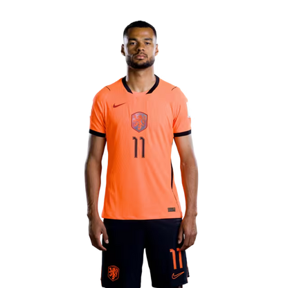 Nederlands elftal WK-shirt 2026 (spelersversie/wedstrijdversie) — Aanvallers: nr. 9 Wout Weghorst, nr. 10 Memphis Depay, nr. 11 Cody Gakpo