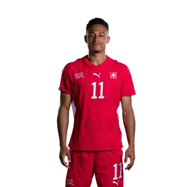 Schweizer Fußballnationalmannschaftstrikot 2026 (Spielerversion/Spielversion) — Stürmer: Nr. 7 Breel Embolo, Nr. 11 Dan Ndoye, Nr. 16 Christian Fassnacht