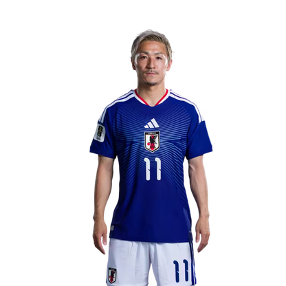サッカー日本代表 2026ワールドカップユニフォーム（選手バージョン／試合バージョン） MF：No.11 前田大然、No.13 中村敬斗、No.14 伊東純也