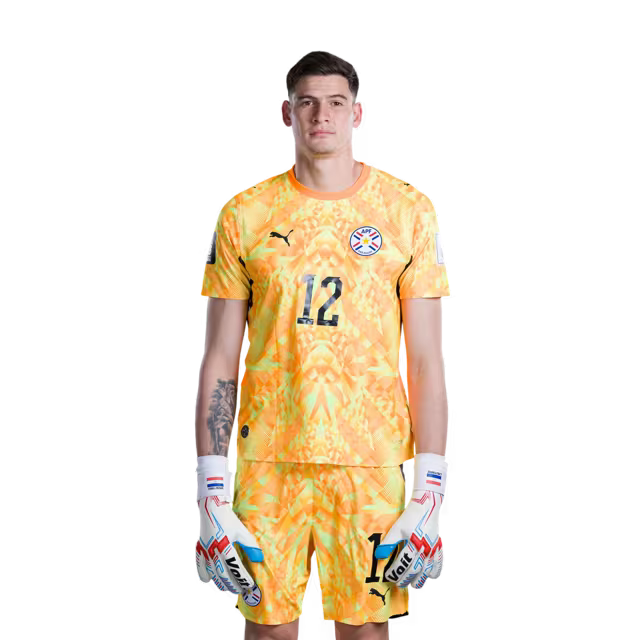 Selección Nacional de Fútbol Paraguay 2026 FIFA Mundial Jersey (Versión Jugador ha Versión Partido) - Porteros: No 1 Gatito FERNANDEZ, No 12 Orlando GILL,No. 22 Gastón OLVEIRA rehegua