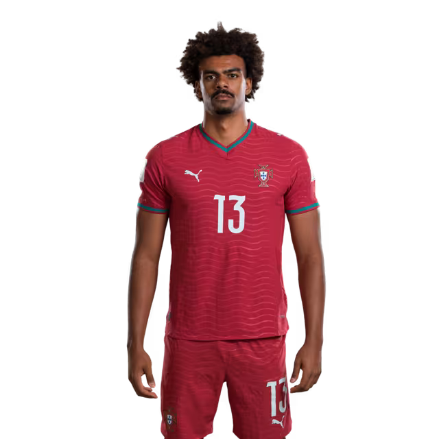 Camisola da Seleção Portuguesa de Futebol para o Mundial 2026 (versão do jogador/versão do jogo) - Defesas: Nº 5 DIOGO DALOT, Nº 13 RENATO VEIGA, Nº 14 GONCALO INACIO