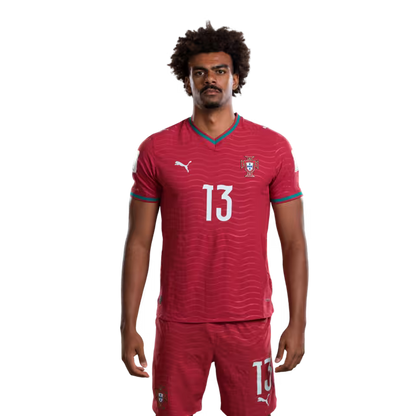 Camisola da Seleção Portuguesa de Futebol para o Mundial 2026 (versão do jogador/versão do jogo) - Defesas: Nº 5 DIOGO DALOT, Nº 13 RENATO VEIGA, Nº 14 GONCALO INACIO