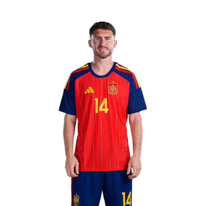 Camiseta de fútbol de España para el Mundial 2026 Versión jugador Versión partido - Defensa nº 5 Marcos LLORENTE, nº 12 Pedro PORRO, nº 14 Aymeric LAPORTE
