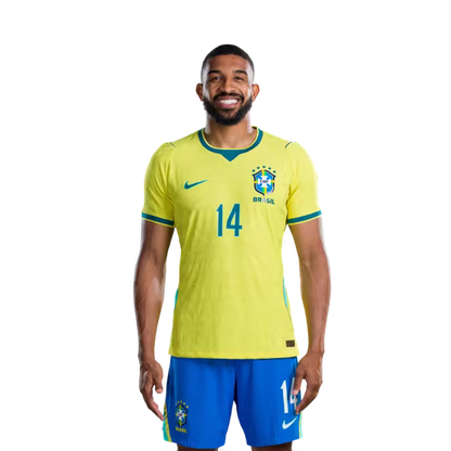 Camisa da Seleção Brasileira para a Copa do Mundo de 2026 (Versão Jogador/Versão de Jogo) — Defensores: Nº 13 DANILO, Nº 14 BREMER, Nº 15 LEO PEREIRA