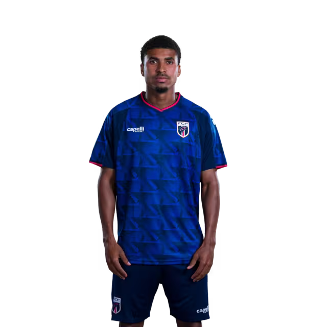 Camisola da Seleção Cabo Verde para o Mundial 2026 (Versão Jogador/Versão Jogo) — Médios: Nº 15 Laros Duarte, Nº 16 Yannick Semedo, Nº 17 Willy Semedo