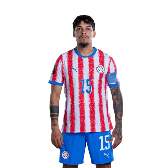 Selección Nacional de Fútbol Paraguay 2026 FIFA Mundial Jersey (Versión Jugador ha Versión Partido) - Defensores: No 15 Gustavo GOMEZ, No 26 Alexandro MAIDANA