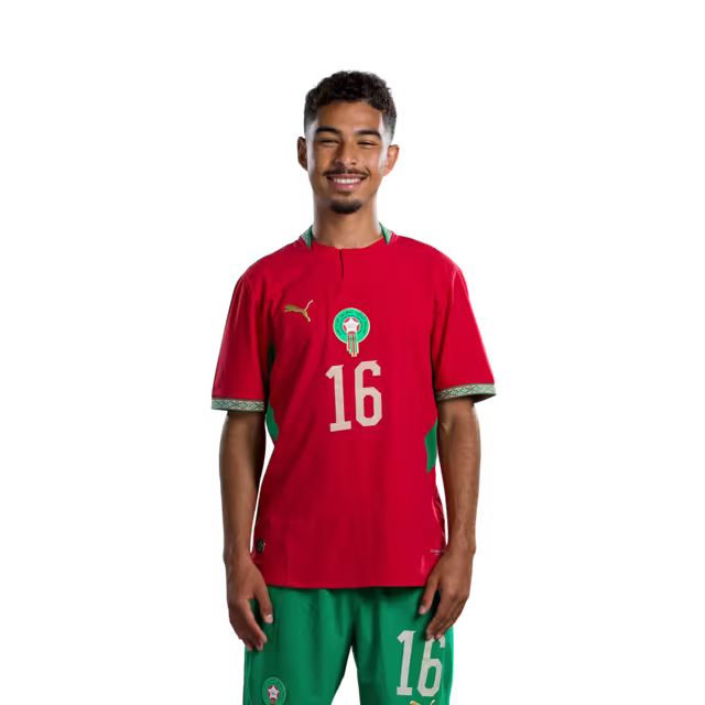 قميص منتخب المغرب لكرة القدم لكأس العالم 2026 (نسخة اللاعب/نسخة المباراة) - لاعبو الوسط: رقم 16 جسيم ياسين، رقم 23 بلال الخنوس، رقم 24 نيل العيناوي