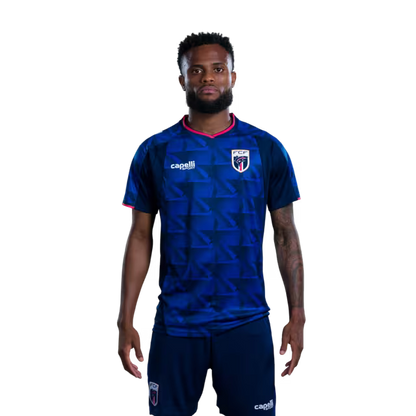 Camisola da Seleção Cabo Verde para o Mundial 2026 (Versão Jogador/Versão Jogo) — Médios: Nº 15 Laros Duarte, Nº 16 Yannick Semedo, Nº 17 Willy Semedo