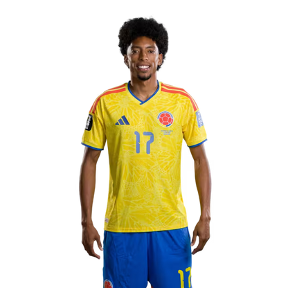 Camiseta de la Selección Nacional de Fútbol de Colombia para el Mundial 2026 (Versión jugador/Versión partido) — Defensas: N.º 13 Yerry MINA, N.º 14 Gustavo PUERTA, N.º 17 Johan MOJICA