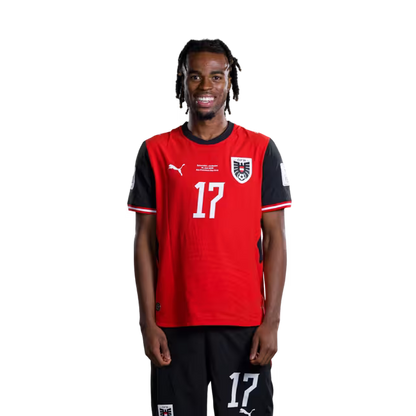 Österreichisches Nationalmannschaftstrikot für die WM 2026 (Spielerversion/Match-Version) – Mittelfeldspieler: Nr. 10 Florian GRILLITSCH, Nr. 17 Carney CHUKWUEMEKA, Nr. 18 Romano SCHMID