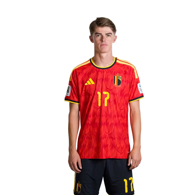 Belgisch nationaal voetbalelftal – WK 2026-shirt (spelersversie/wedstrijdversie) — Aanvallers: nr. 14 Dodi LUKEBAKIO, nr. 17 Charles DE KETELAERE, nr. 26 Matias FERNANDEZ-PARDO