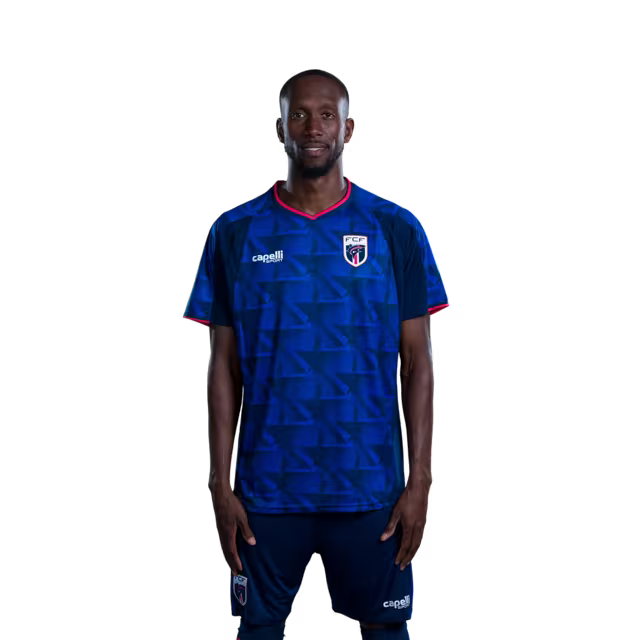 Camisola da Seleção Cabo Verde para o Mundial 2026 (Versão Jogador/Versão Jogo) — Médios: Nº 15 Laros Duarte, Nº 16 Yannick Semedo, Nº 17 Willy Semedo