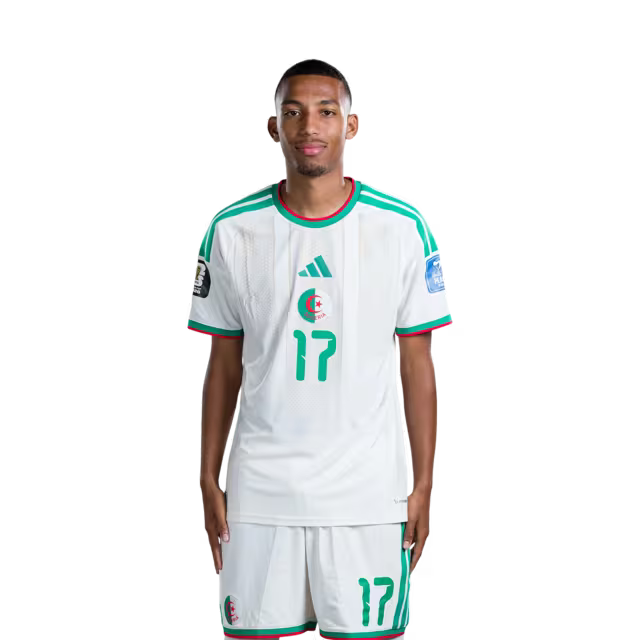 قميص منتخب الجزائر لكرة القدم لكأس العالم 2026 (نسخة اللاعب/نسخة المباراة) - المدافعون: رقم 17 رفيق بلغالي، رقم 21 رامي بن سبعيني، رقم 26 سمير شرقي