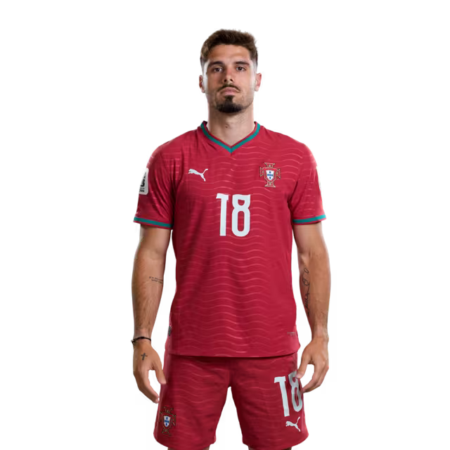 Camisola da Seleção Portuguesa de Futebol para o Mundial 2026 (versão do jogador/versão do jogo) - Avançados: N.º16 FRANCISCO TRINCAO, N.º17 RAFAEL LEAO, N.º18 PEDRO NETO