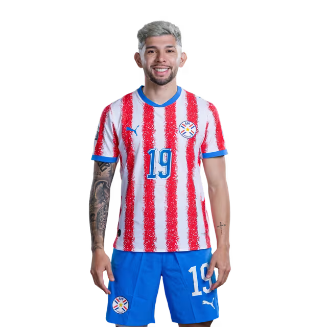 Selección Nacional de Fútbol Paraguay 2026 FIFA Mundial Jersey (Versión Jugador ha Versión Partido) - Delantero: No 19 Julio ENCISO, No 21 Gabriel AVALOS,No. 25 Isidro PITTA rehegua