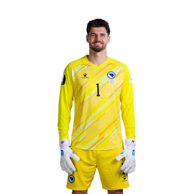 Dres za Svjetsko prvenstvo Bosne i Hercegovine 2026. - verzija igrača, verzija utakmice - golman 1 Nikola VASILJ, 12 Mladen JURKAS, 22 Martin ZLOMISLIĆ
