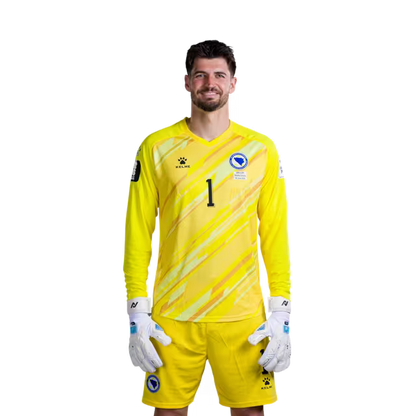 Dres za Svjetsko prvenstvo Bosne i Hercegovine 2026. - verzija igrača, verzija utakmice - golman 1 Nikola VASILJ, 12 Mladen JURKAS, 22 Martin ZLOMISLIĆ
