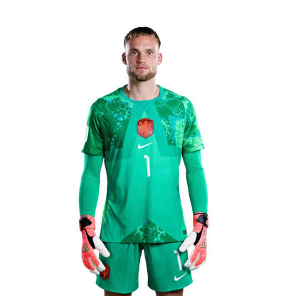 Nederlands voetbalelftal WK 2026-shirt (spelersversie/wedstrijdversie) — Keepers: nr. 1 Bart Verbruggen, nr. 13 Robin ROEFS, nr. 23 Mark FLEKKEN