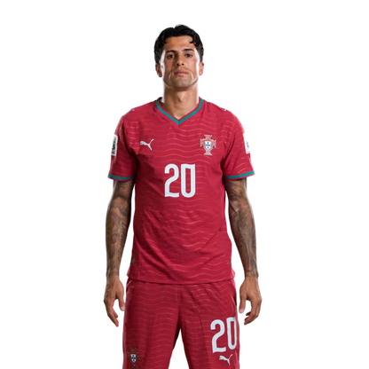Camisola da Seleção Portuguesa de Futebol para o Mundial 2026 (versão do jogador/versão do jogo) - Defesas: Nº 20 JOAO CANCELO, Nº 24 SAMU COSTA, Nº 25 NUNO MENDES