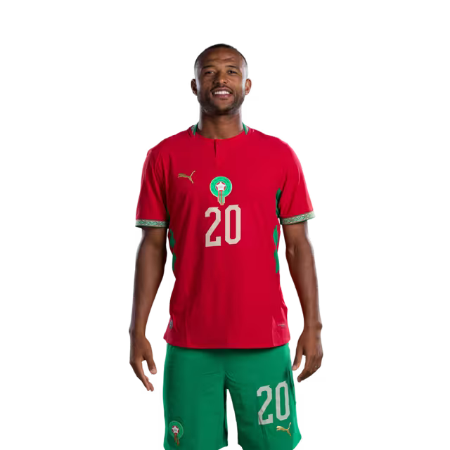 قميص المنتخب المغربي لكرة القدم لكأس العالم 2026 (نسخة اللاعبين/نسخة المباريات) — المهاجمون: رقم 20 أيوب الكعبي، رقم 21 أيوب أميموني.