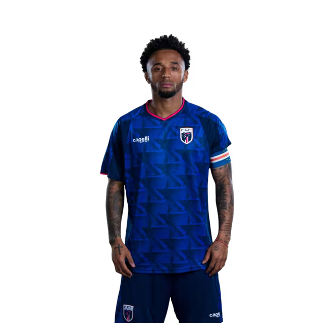 Camisola da Seleção Cabo-verdiana de Futebol para o Campeonato do Mundo de 2026 (Versão Jogador/Versão Jogo) — Avançados: Nº9 GILSON BENCHIMOL, Nº19 DAILON LIVRAMENTO,Nº20 RYAN MENDES