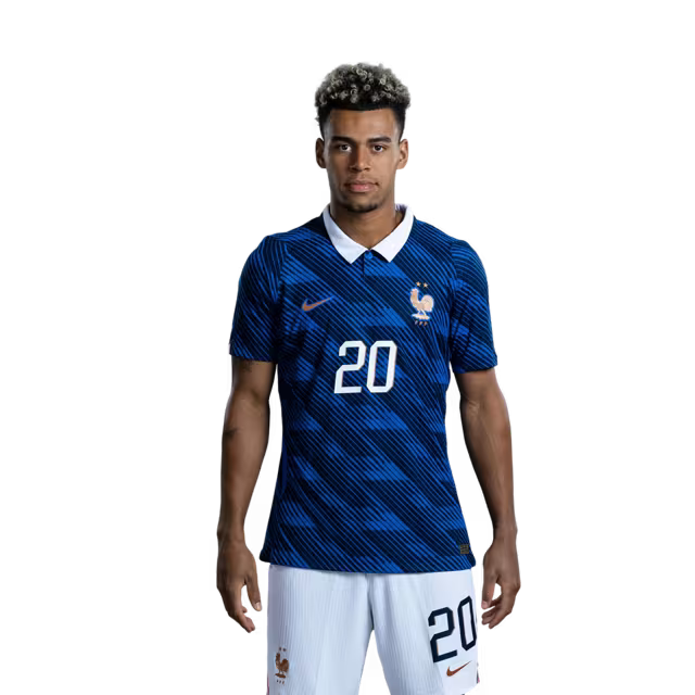Maillot de l'équipe de France de football pour la Coupe du Monde 2026 (Version joueur/Version match) — Attaquants : n° 11 Michael Olise, n° 12 Bradley Barcola, n° 20 Désiré Doué, n° 22 Jean-Philippe Mateta