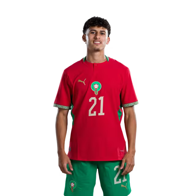 قميص المنتخب المغربي لكرة القدم لكأس العالم 2026 (نسخة اللاعبين/نسخة المباريات) — المهاجمون: رقم 20 أيوب الكعبي، رقم 21 أيوب أميموني.