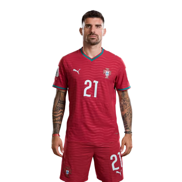 Camisola da Seleção Portuguesa de Futebol para o Mundial 2026 (versão do jogador/versão do jogo) — Médios: Nº 15 JOAO NEVES, Nº 21 RUBEN NEVES, Nº 23 VITINHA