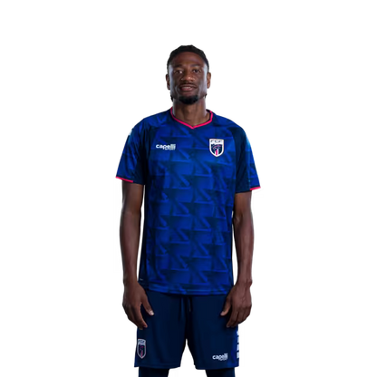 Camisola da Selecção Nacional de Futebol de Cabo Verde para o Campeonato do Mundo de 2026 (versão de jogador/versão de jogo) — Médios: Nº18 TELMO ARCANJO, Nº21 NUNO DA COSTA,Nº26 HELIO VARELA