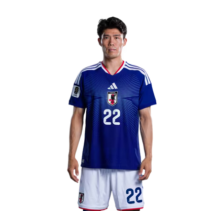 サッカー日本代表 2026年ワールドカップ用ユニフォーム（選手仕様／マッチモデル） — ディフェンダー：No.21 伊藤洋輝、No.22 冨安健洋、No.25 鈴木準弥