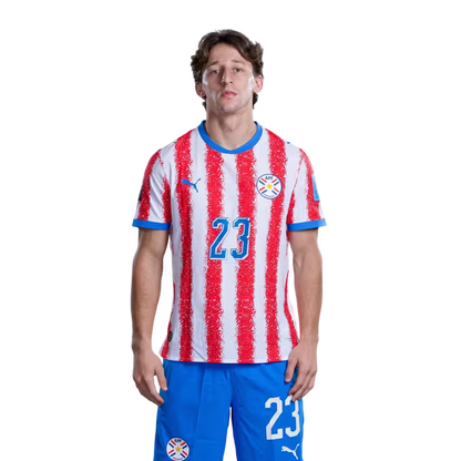 Selección Nacional de Fútbol Paraguay 2026 FIFA Mundial Jersey (Versión Jugador ha Versión Partido) - Mediocampista: No 20 Braian OJEDA, No 23 Matias GALARZA,No. 24 Gustavo CABALLERO rehegua
