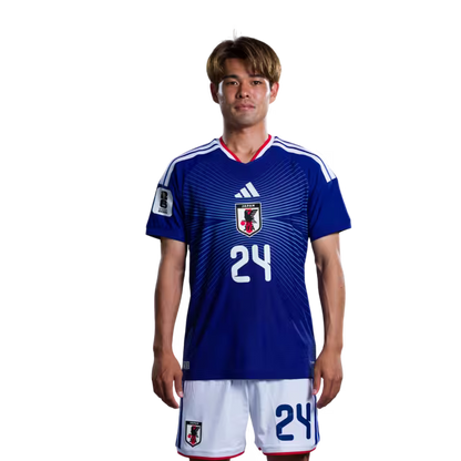 サッカー日本代表 2026年ワールドカップ用ユニフォーム（選手仕様／マッチモデル） — MF：No.15 鎌田大地、No.17 鈴木唯人、No.24 佐野海舟