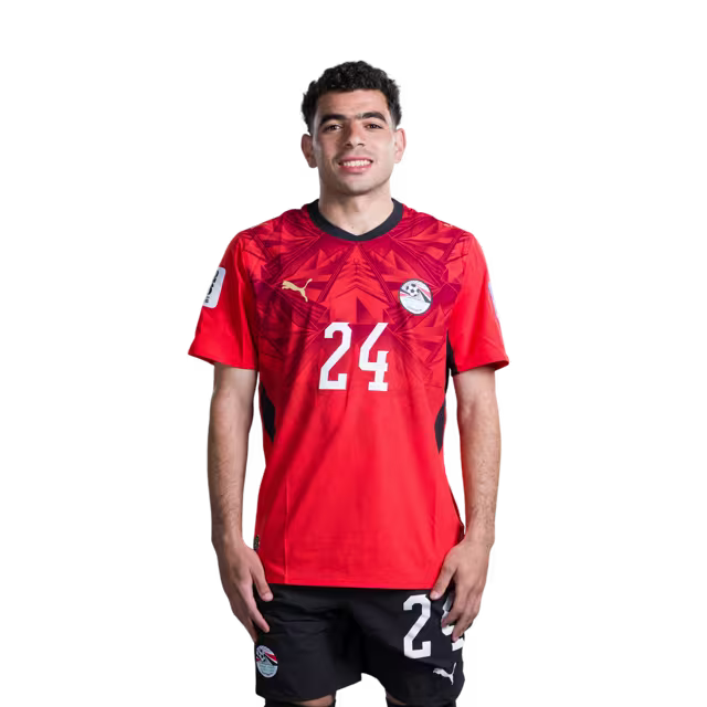 قميص المنتخب المصري لكرة القدم لكأس العالم 2026 (نسخة اللاعبين/نسخة المباريات) — المدافعون: رقم 15 كريم حافظ، رقم 24 طارق علاء