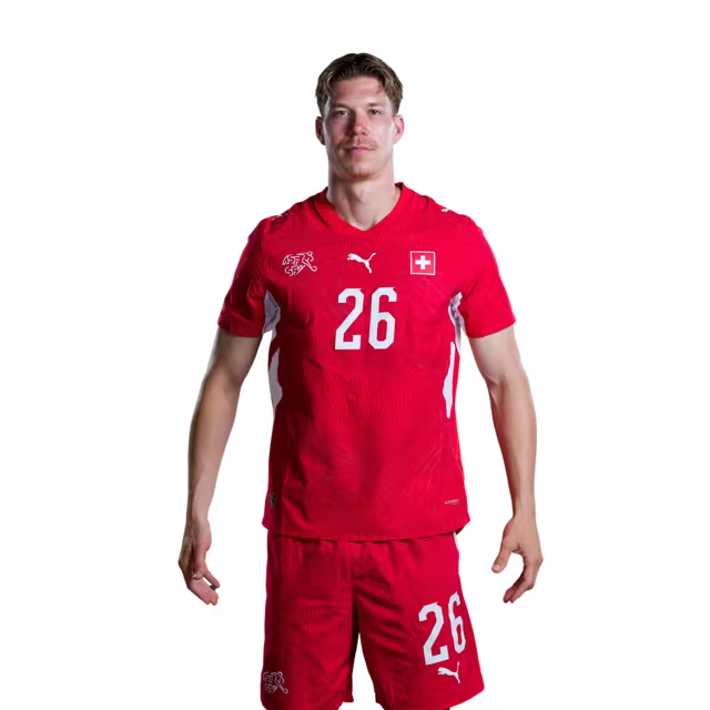Schweizer Fußballnationalmannschaftstrikot 2026 (Spielerversion/Spielversion) – Stürmer: Nr. 17 Ruben Vargas, Nr. 19 Noah Okafor, Nr. 23 Zeki Amdouni, Nr. 26 Cedric Itten