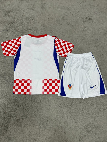 Dječji dres Hrvatske za Svjetsko prvenstvo 2026. – dostupne su opcije za roditelje i djecu