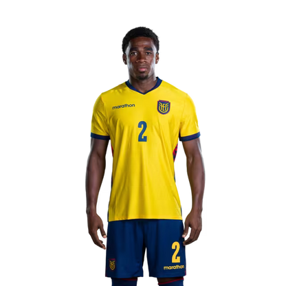 Camiseta de la Selección Nacional de Fútbol de Ecuador para el Mundial 2026 (Versión de jugador/Versión de partido) — Defensas: N.° 2 Félix Torres, N.° 3 Piero Hincapie, N.° 4 Joel Ordónez
