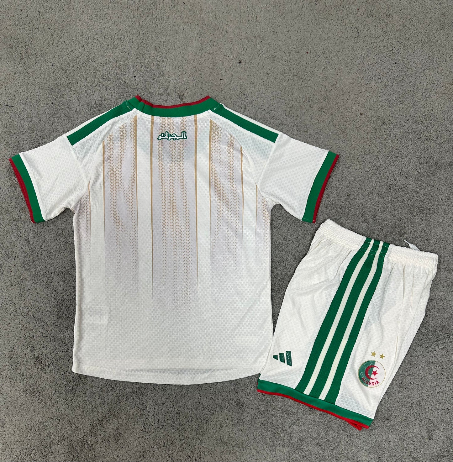 قميص الجزائر للأطفال لكأس العالم 2026