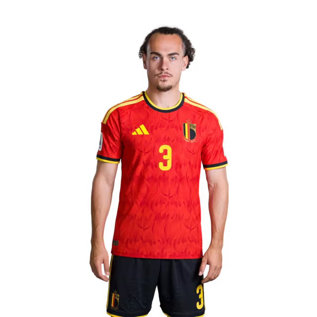 Belgisch nationaal voetbalelftal – WK-shirt 2026 (spelersversie/wedstrijdversie) — Verdedigers: nr. 2 Zeno DEBAST, nr. 3 Arthur THEATE, nr. 4 Brandon MECHELE