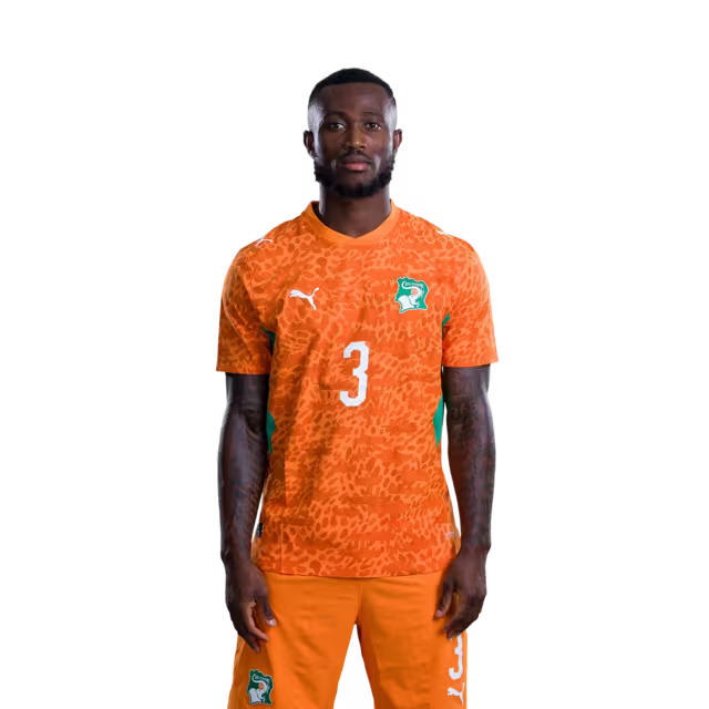 Maillot de l'équipe nationale de Côte d'Ivoire pour la Coupe du Monde 2026 (Version joueur/Version match) — Défenseurs : n° 2 Ousmane Diomande, n° 3 Ghislain Konan, n° 5 Wilfried Singo