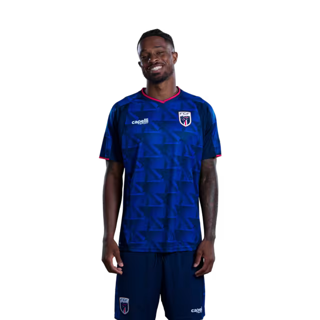 Camisola da Seleção Cabo Verde para o Mundial 2026 (Versão Jogador/Versão Jogo) — Defesas: Nº 2 Stopir, Nº 3 Diney Borges, Nº 4 Pico Lopes