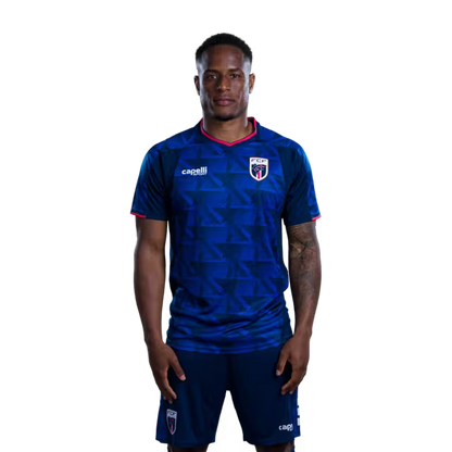 Camisola da Seleção Cabo-verdiana de Futebol para o Mundial 2026 (versão do jogador/versão do jogo) — Médios: Nº 6 KEVIN PINA, Nº 7 JOVANE CABRAL, Nº 8 JOAO PAULO