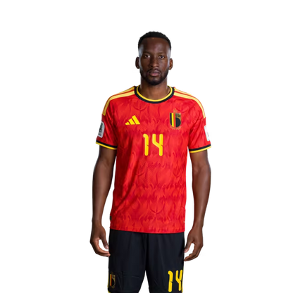 Belgisch nationaal voetbalelftal – WK 2026-shirt (spelersversie/wedstrijdversie) — Aanvallers: nr. 14 Dodi LUKEBAKIO, nr. 17 Charles DE KETELAERE, nr. 26 Matias FERNANDEZ-PARDO