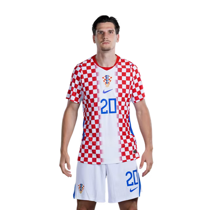 Dres hrvatske nogometne reprezentacije za Svjetsko prvenstvo 2026. (verzija za igrača/verzija za utakmicu) — Napadači: Br. 20 Igor MATANOVIĆ, Br. 24 Marco PASALIĆ, Br. 26 Petar Musa